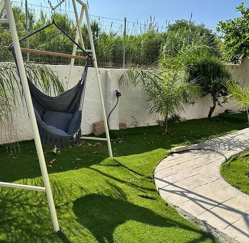 Lamarticata-likeshome Garden